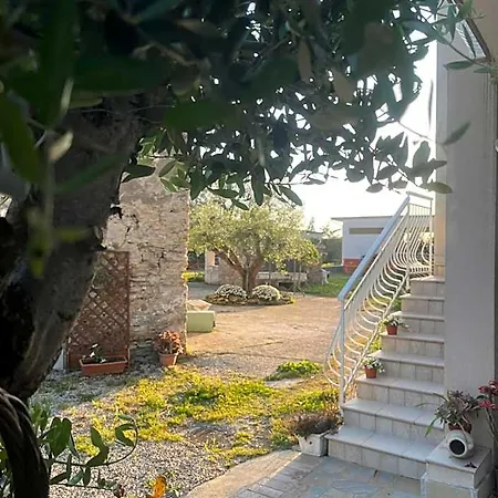 Dimora Iannelli - Rurale 3* Paestum